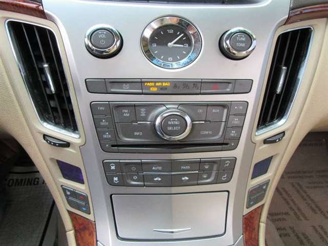 2010 Cadillac CTS AWD 3.0L V6 Luxury 4dr Sedan